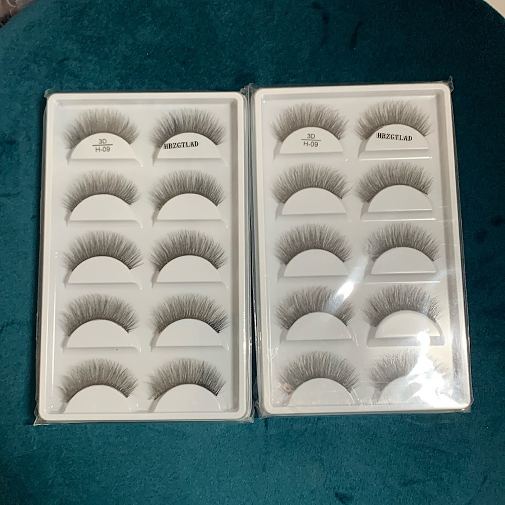 Strip Eyelash Bundle in Black